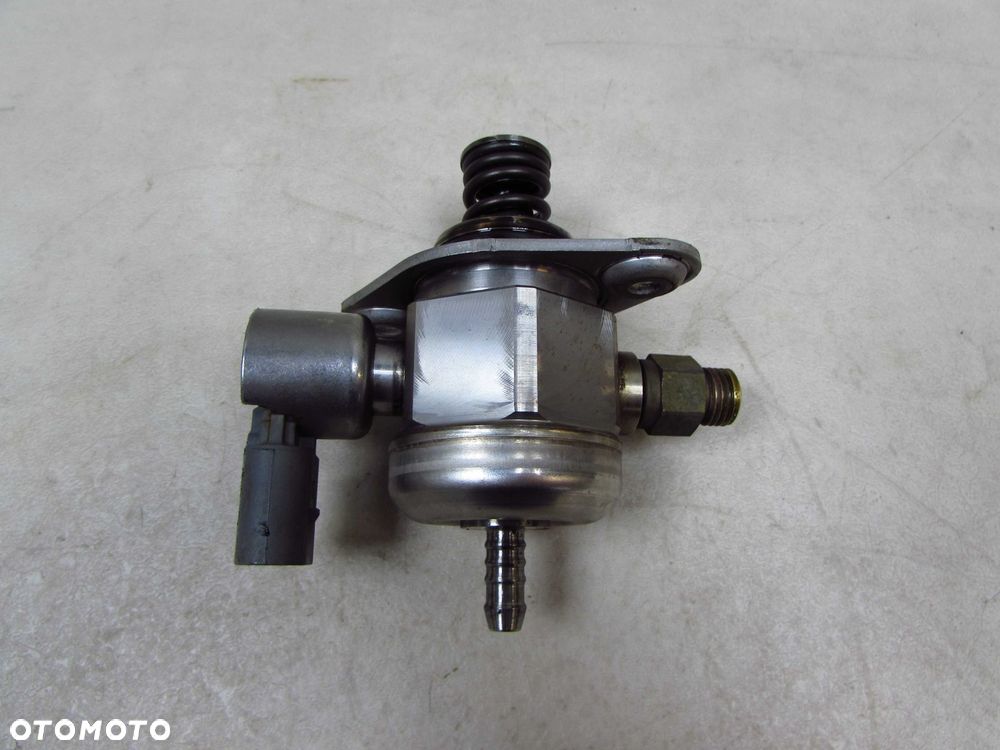 AUDI VW SKODA 1.8 TFSI POMPA WTRYSKOWA PALIWA 06H127025E - 5