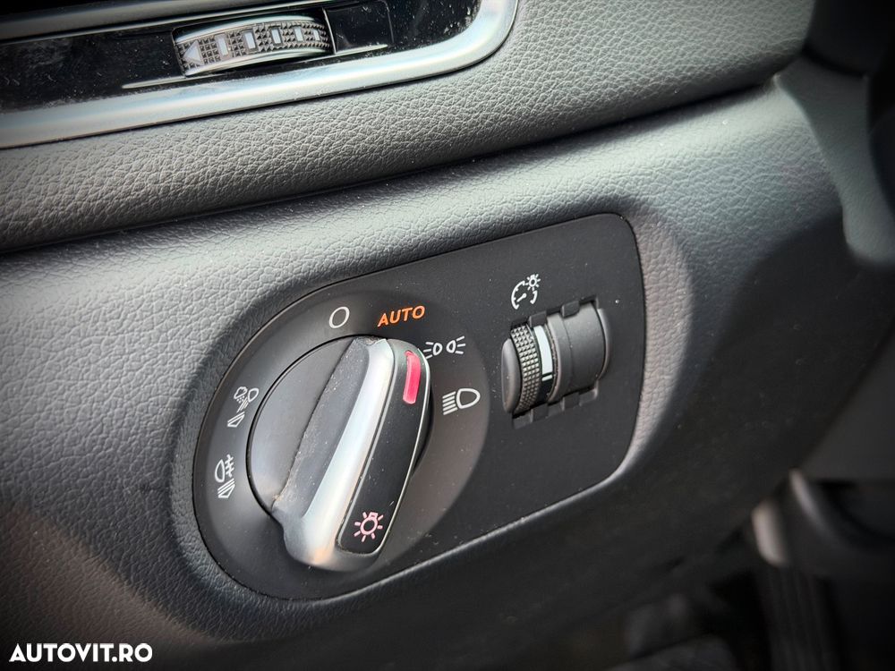 Audi Q3 2.0 TDI Quattro Stronic Sport - 24