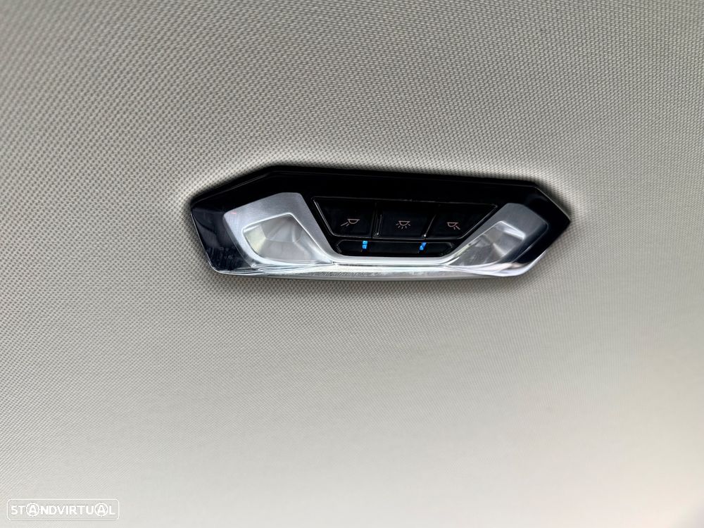 BMW 330 e Line Sport Auto - 42