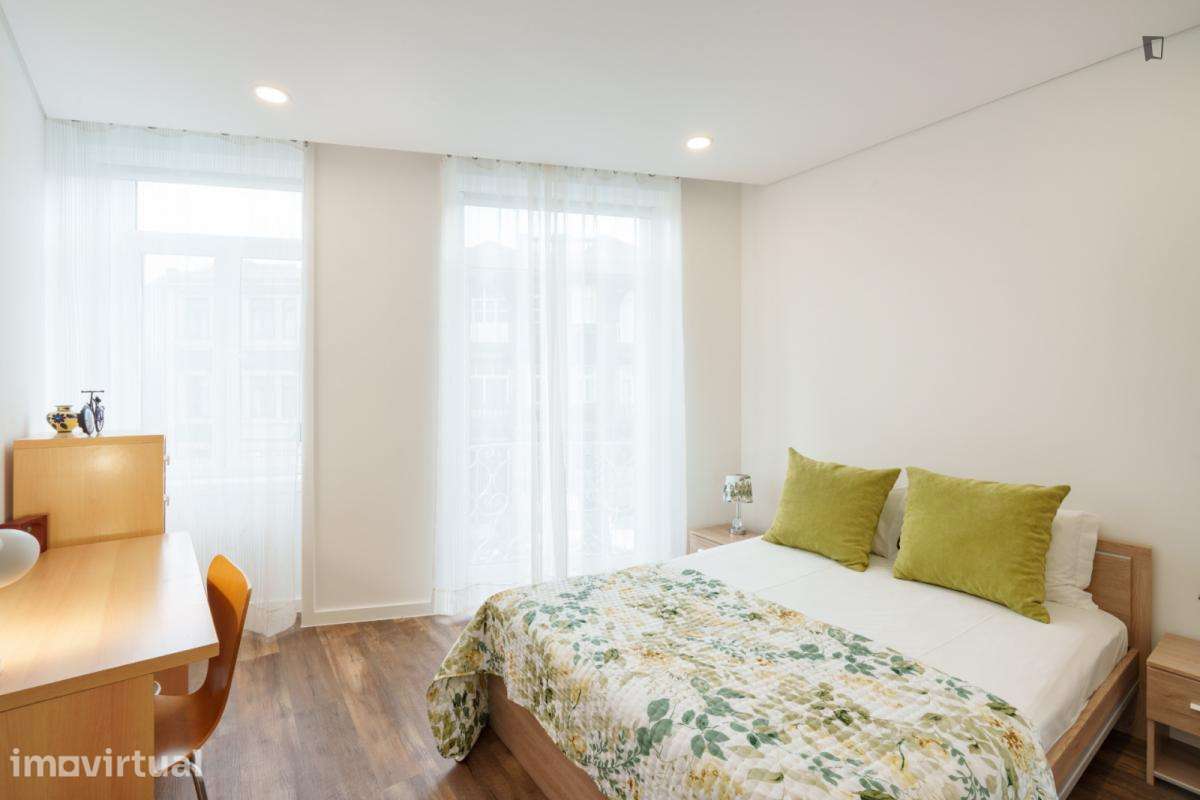 Apartamento com 2 quartos - localizado em Campanhã Porto - Grande imagem: 4/28