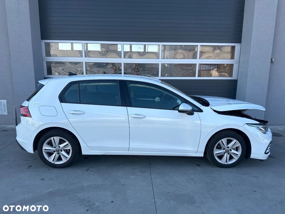Volkswagen Golf 2022 photo 2
