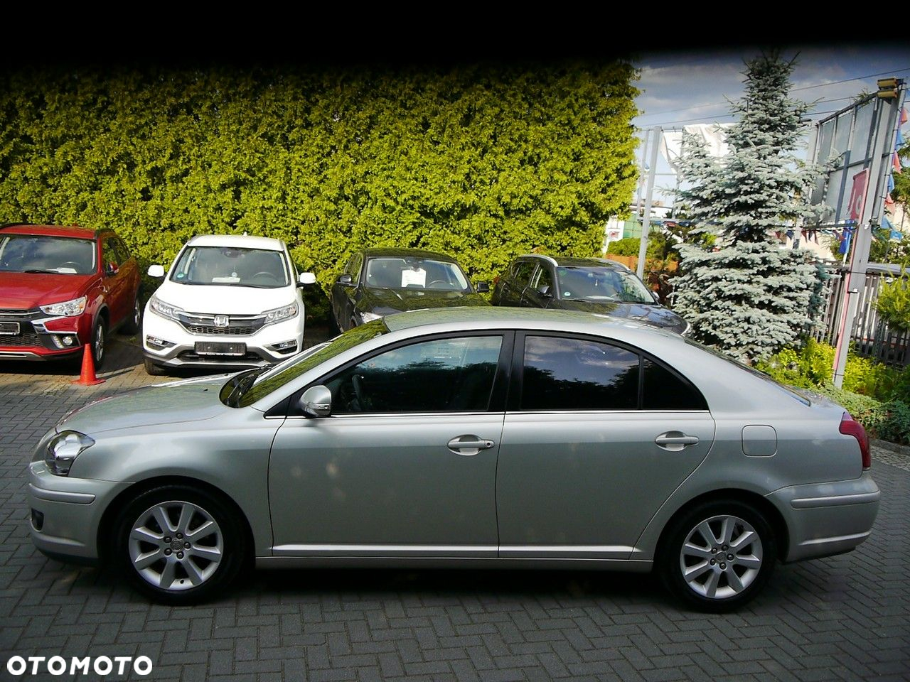 Toyota Avensis 1.8 VVT-i Sol - 10