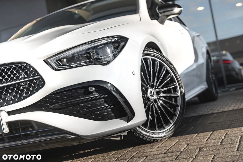 Mercedes-Benz CLA 200 7G-DCT Edition AMG Line - 3