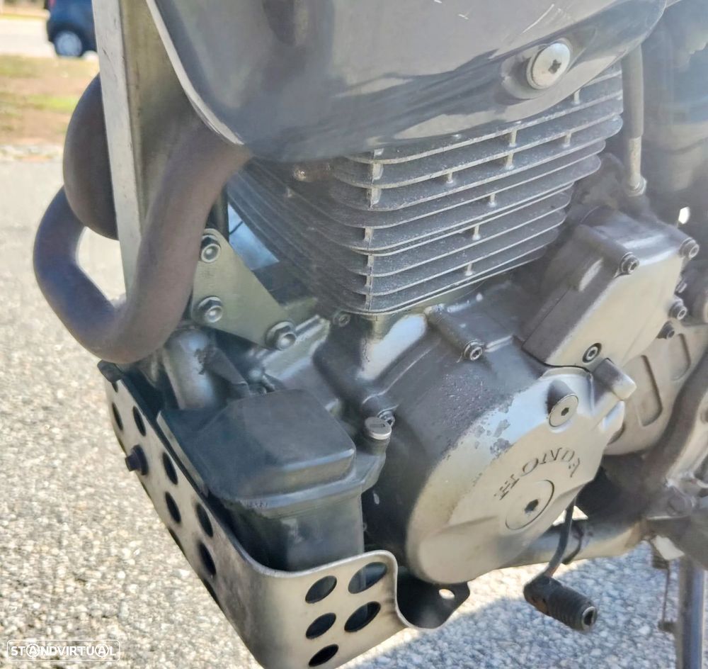 Honda Dominator - 14