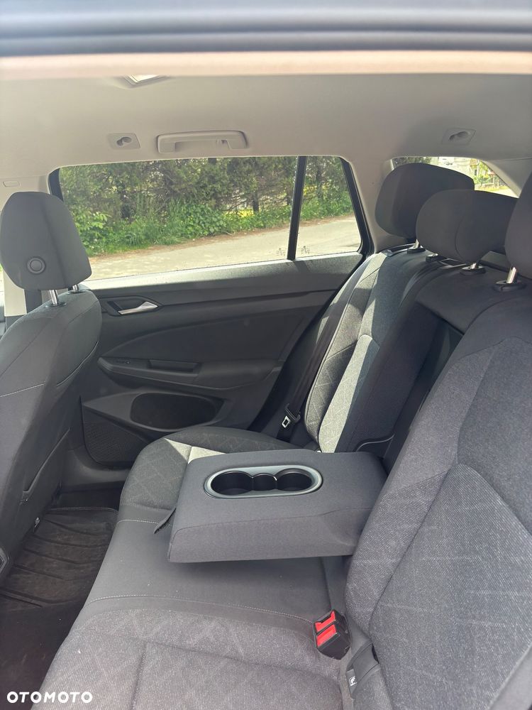 Volkswagen Golf 1.5 eTSI OPF DSG Life - 6