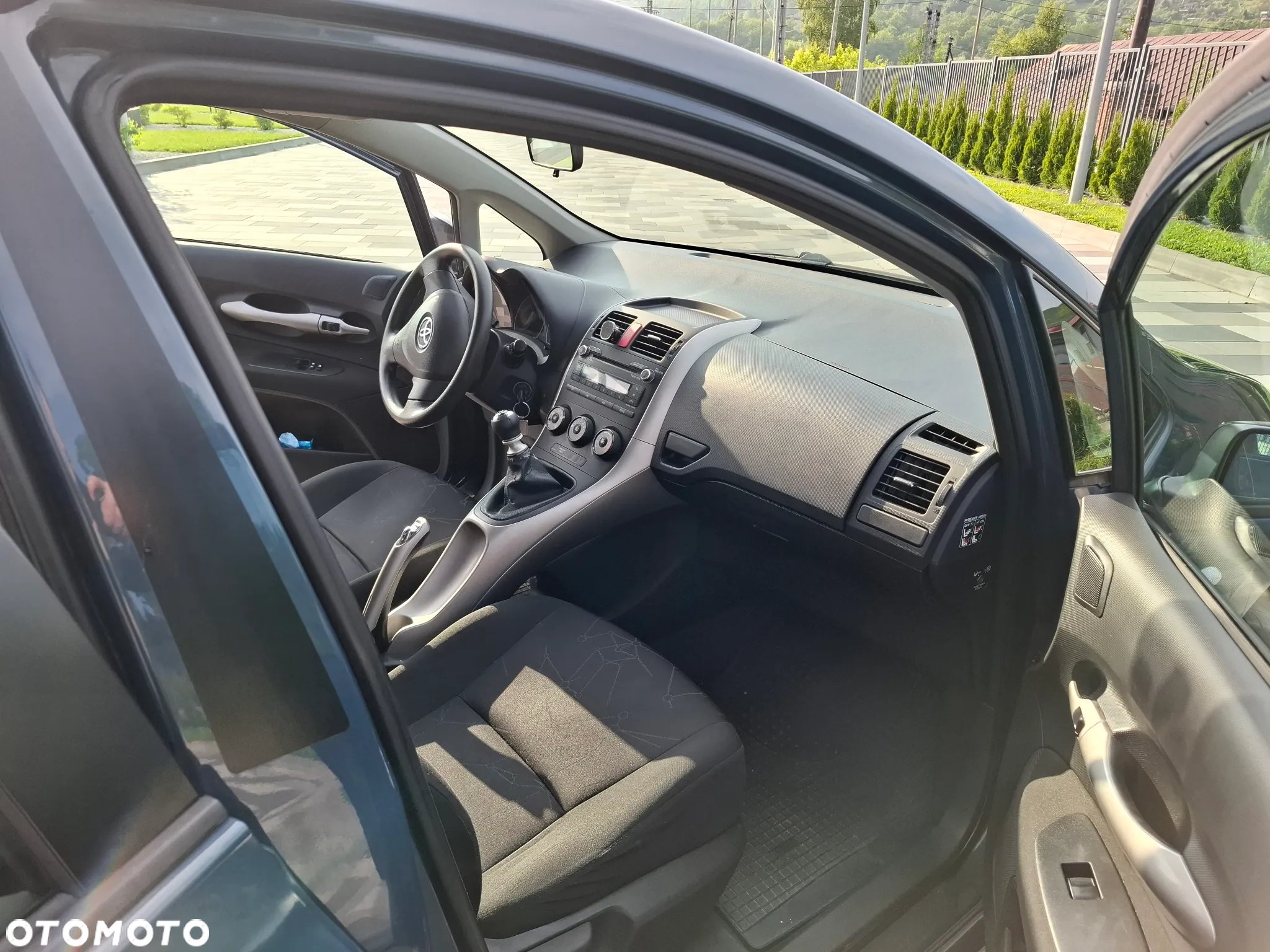 Toyota Auris 1.33 VVT-i Terra - 11