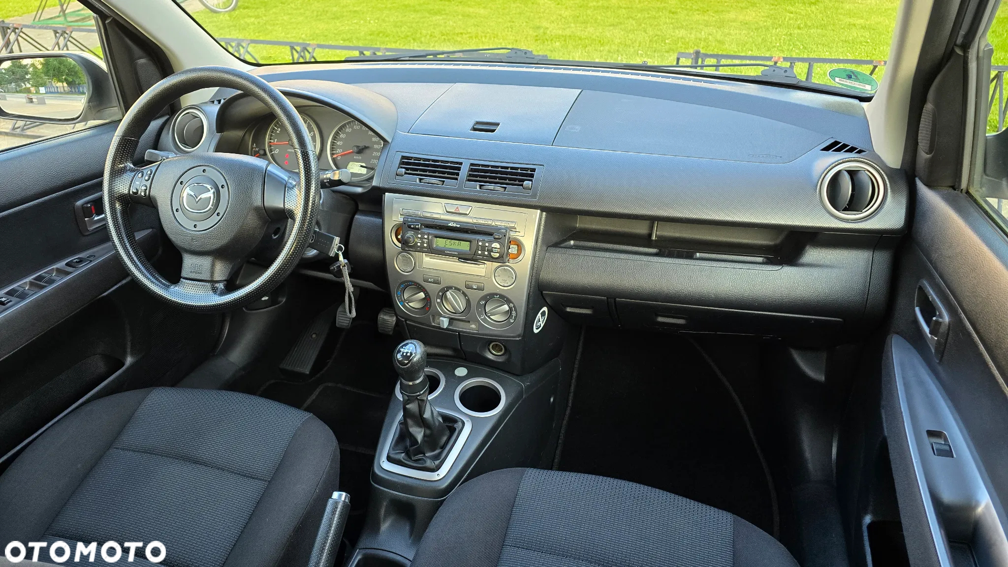 Mazda 2 - 12
