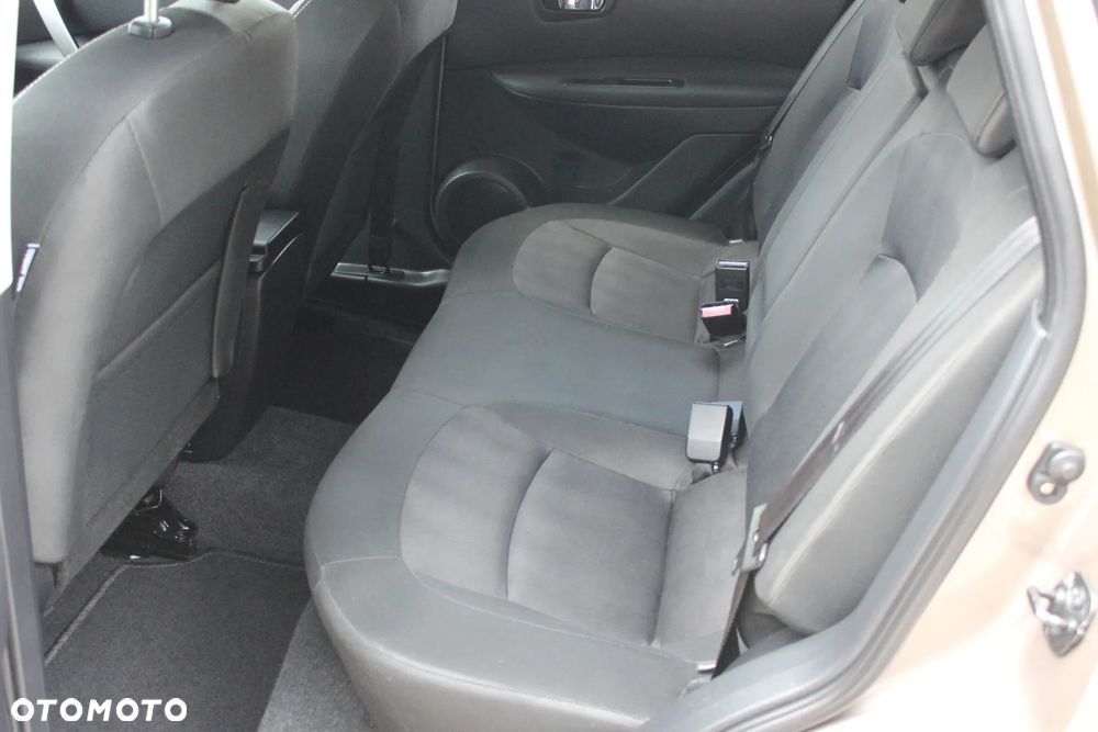 Nissan Qashqai 2.0 360 - 26