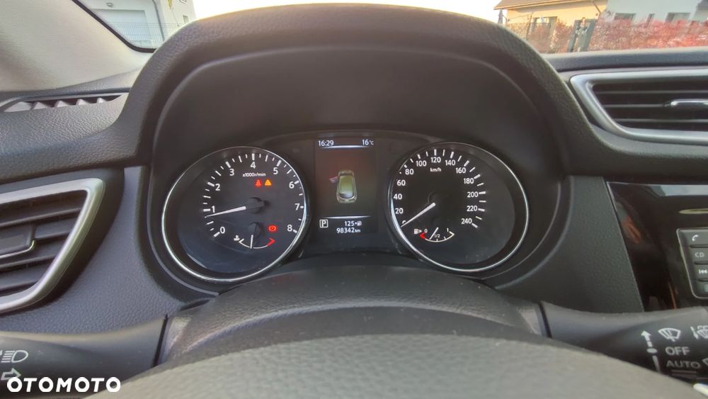 Nissan Qashqai 1.2 DIG-T Acenta Xtronic EU6 - 16