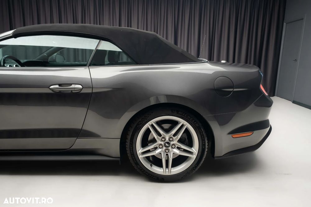 Ford Mustang 5.0 Ti-VCT V8 Aut. GT - 12