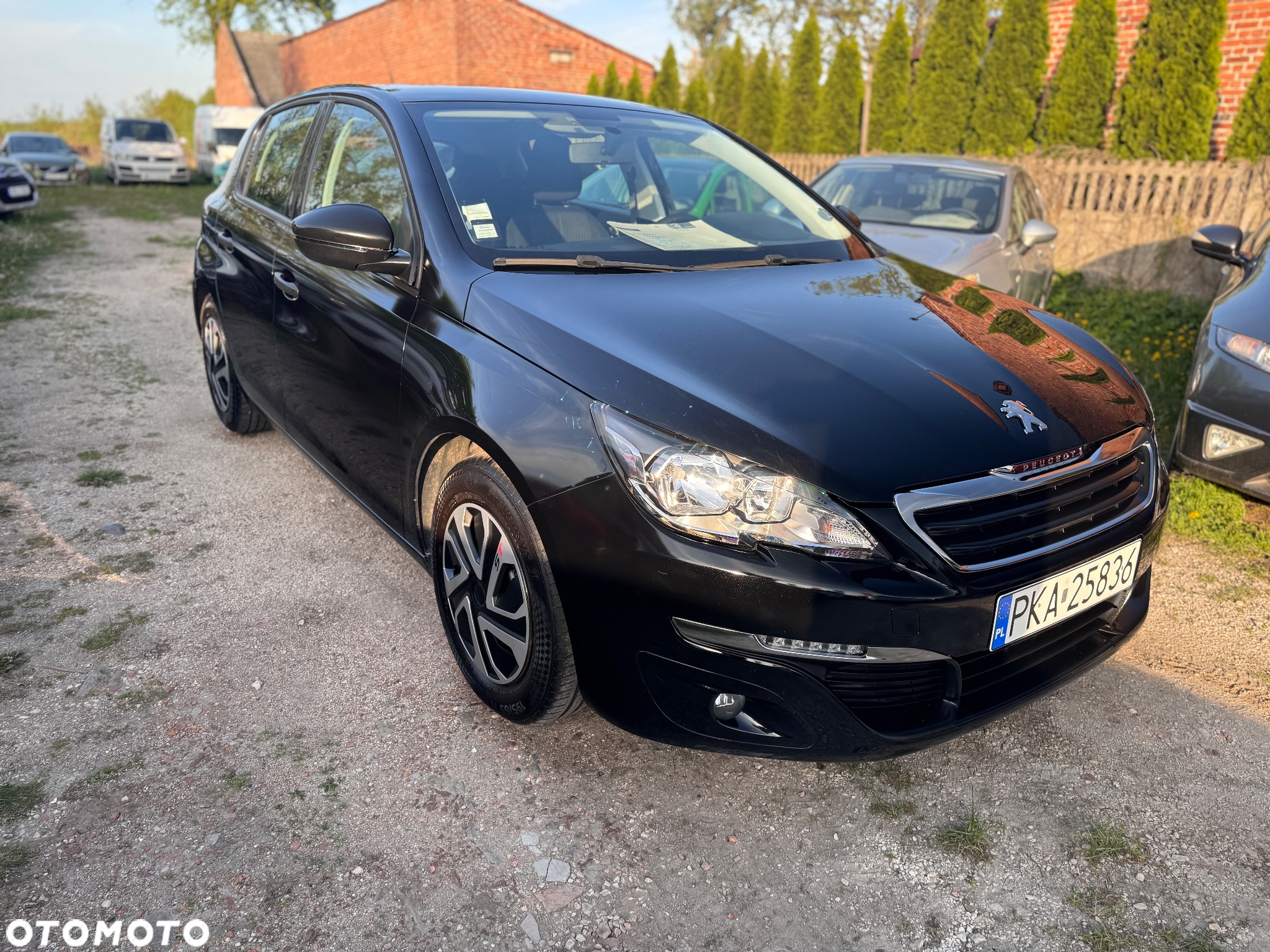 Peugeot 308 1.2 PureTech Access EU6 - 12