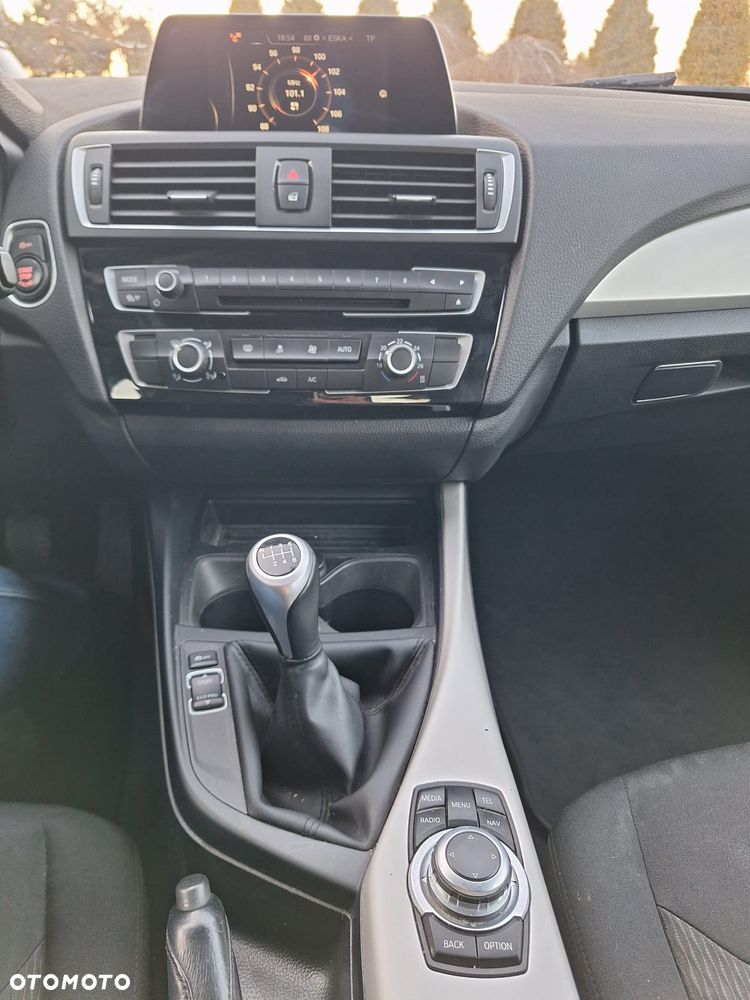 BMW Seria 1 - 10