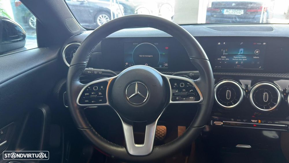 Mercedes-Benz CLA 180 - 8