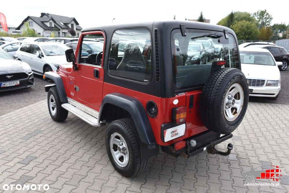 Jeep Wrangler - 8