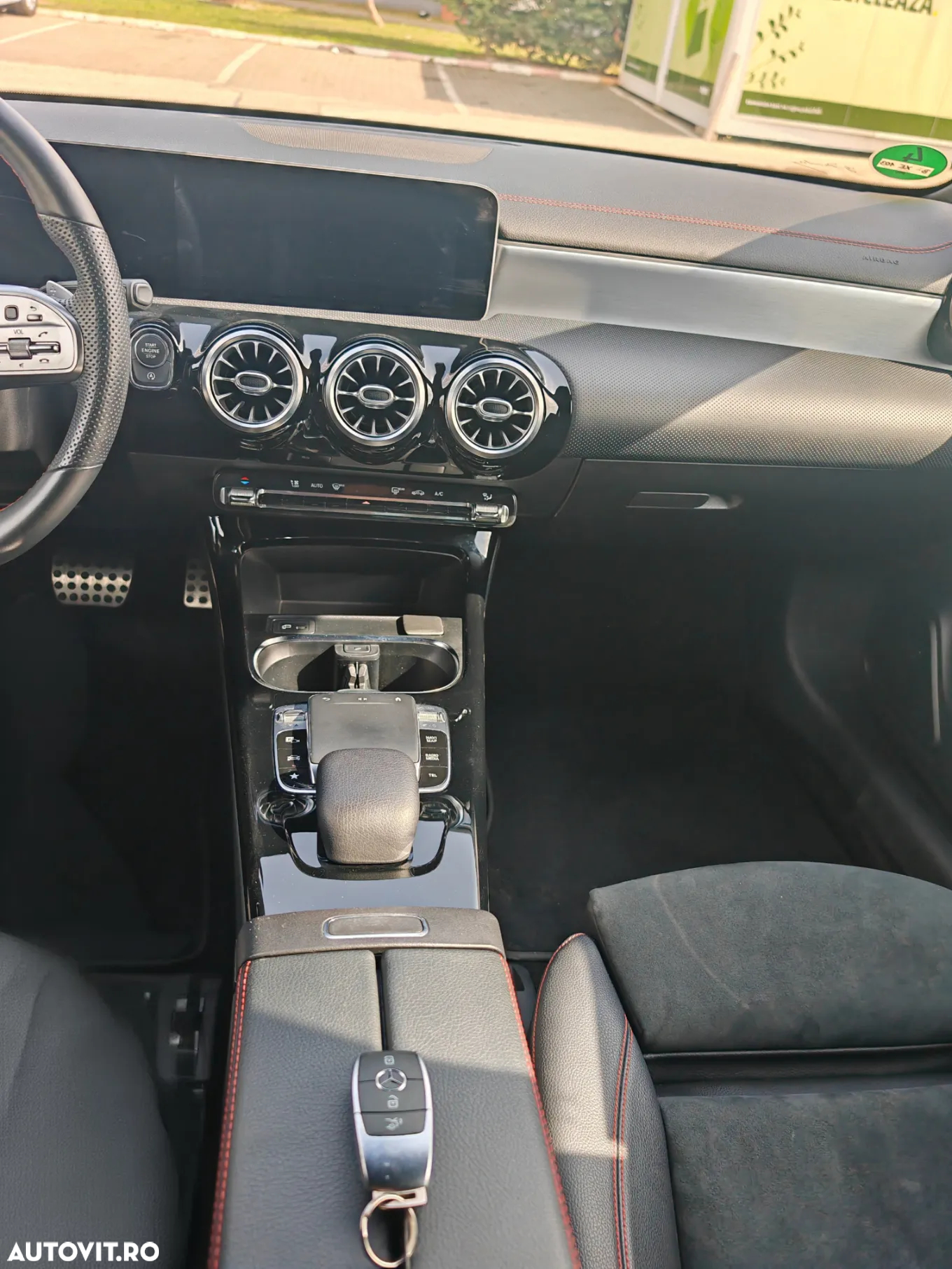 Mercedes-Benz CLA 250 4Matic 7G-DCT AMG Line - 14