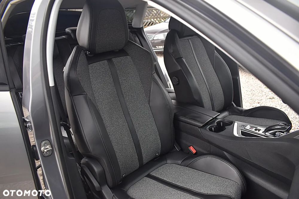Peugeot 3008 BlueHDi 120 EAT6 Stop & Start Allure - 22