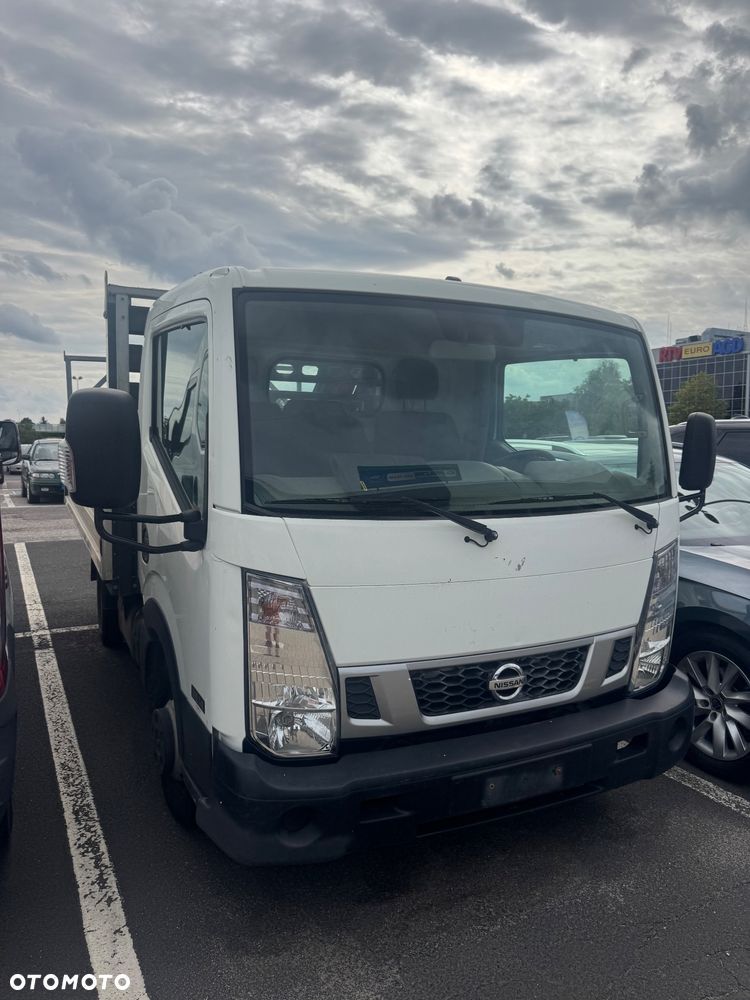 Nissan Cabstar nt 400 - 1
