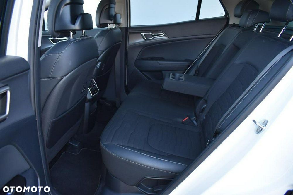 Kia Sportage - 16