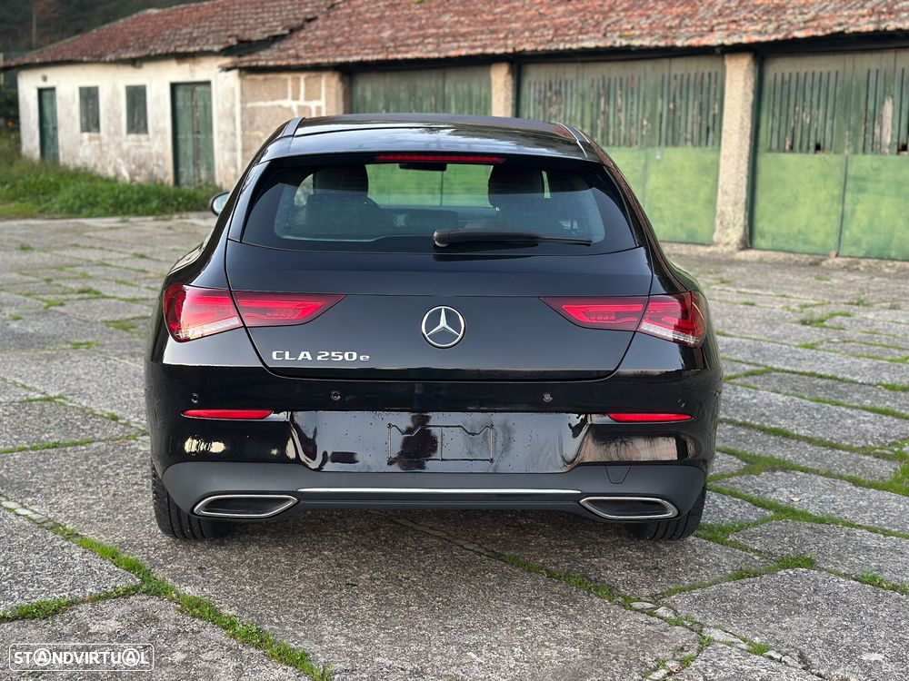 Mercedes-Benz CLA 250 e Shooting Brake 8G-DCT Edition Progressive Line - 17