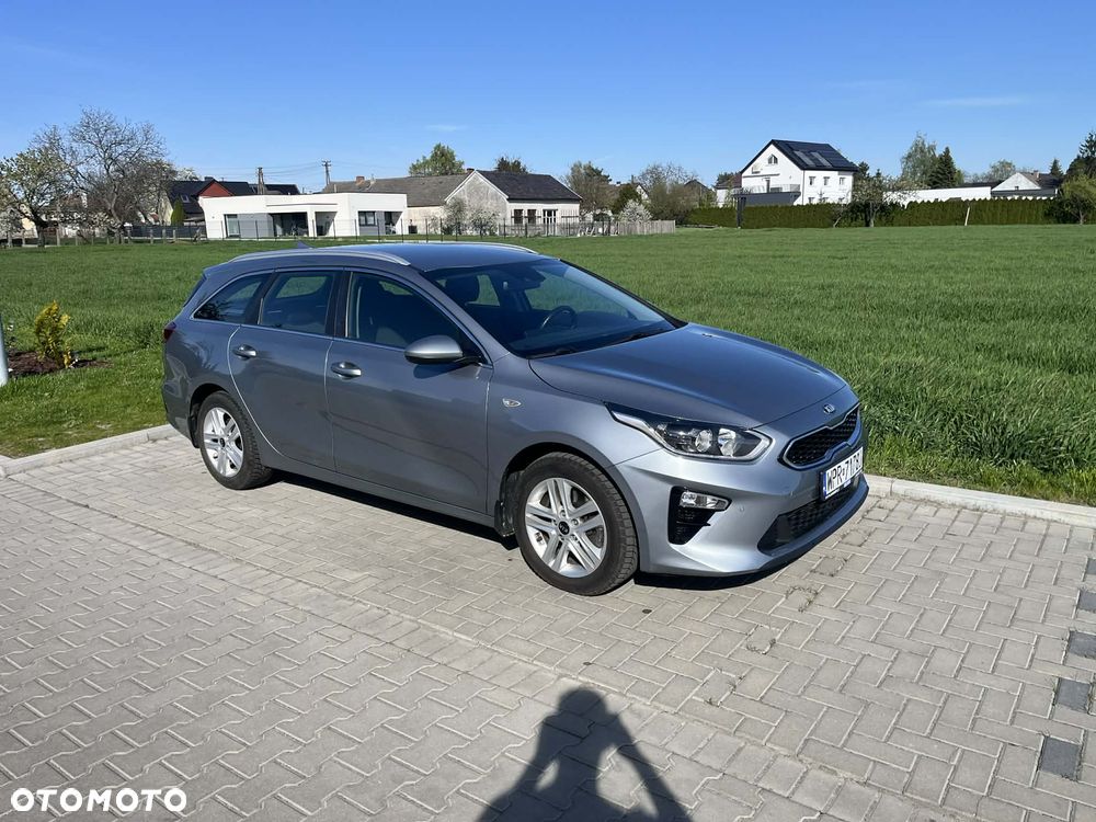 Kia Ceed 1.6 CRDi mHEV M - 5
