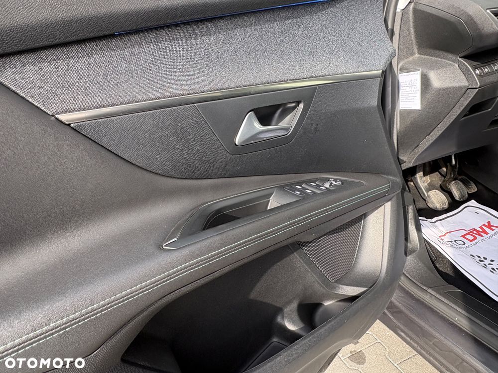 Peugeot 3008 PureTech 130 Stop & Start GPF EAT8 Allure - 34