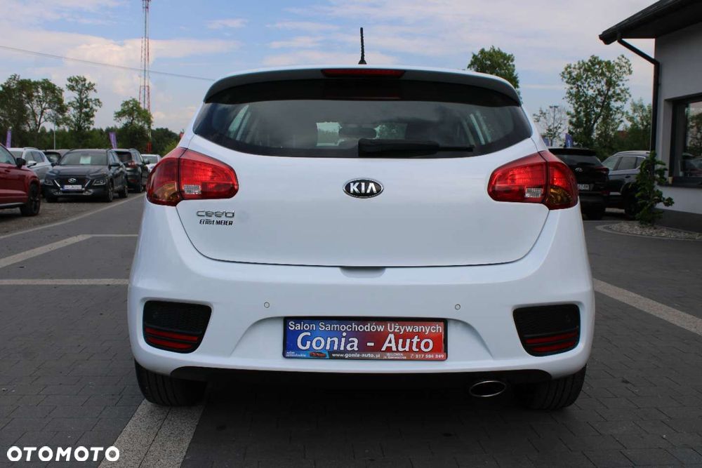 Kia Ceed - 6