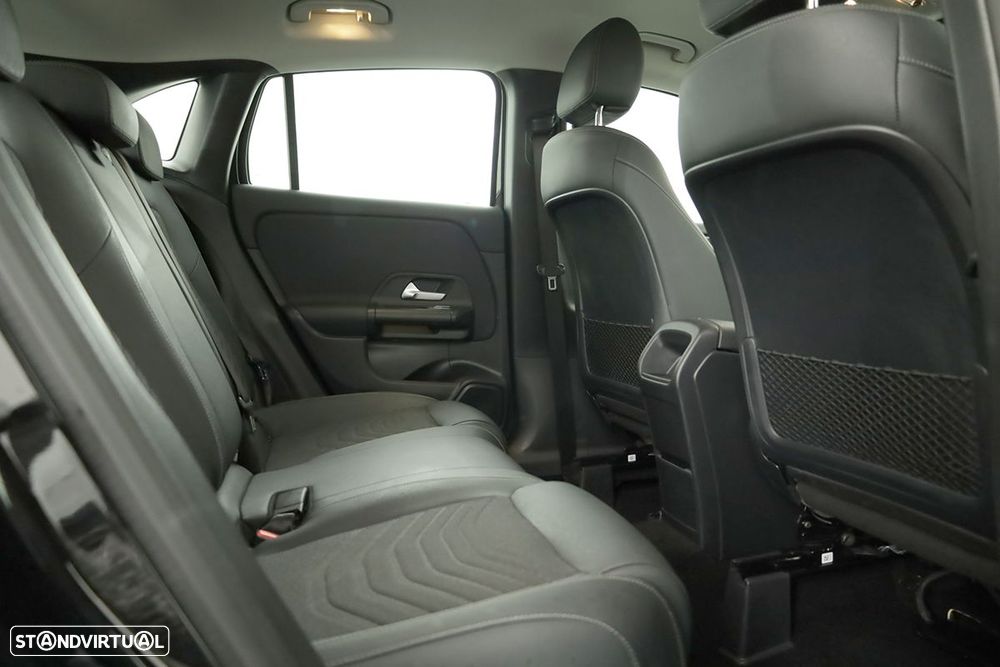 Mercedes-Benz gla-250 e - 22