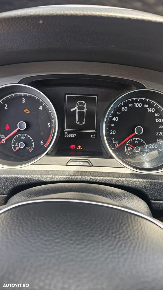 Volkswagen Golf 1.6 TDI BlueMotion Comfortline - 6