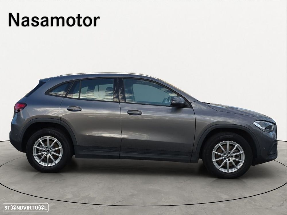 Mercedes-Benz GLA 180 d - 5
