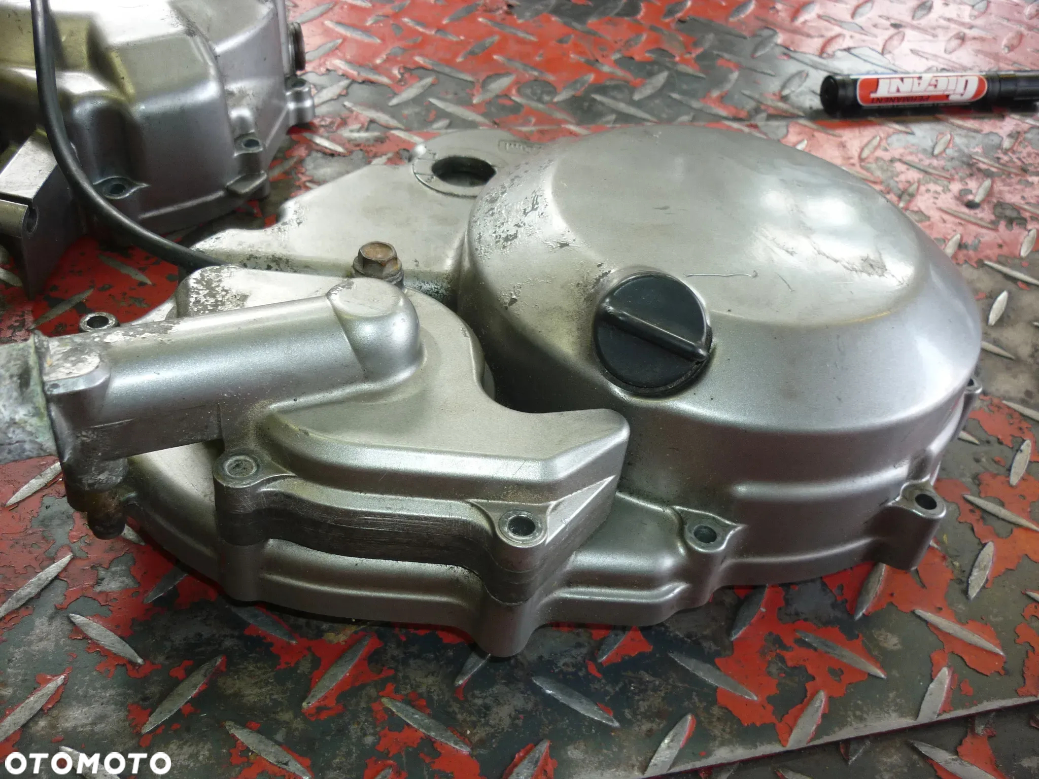 Silnik na części pokrywa wałek Suzuki SV 650 rok 2004 - 28