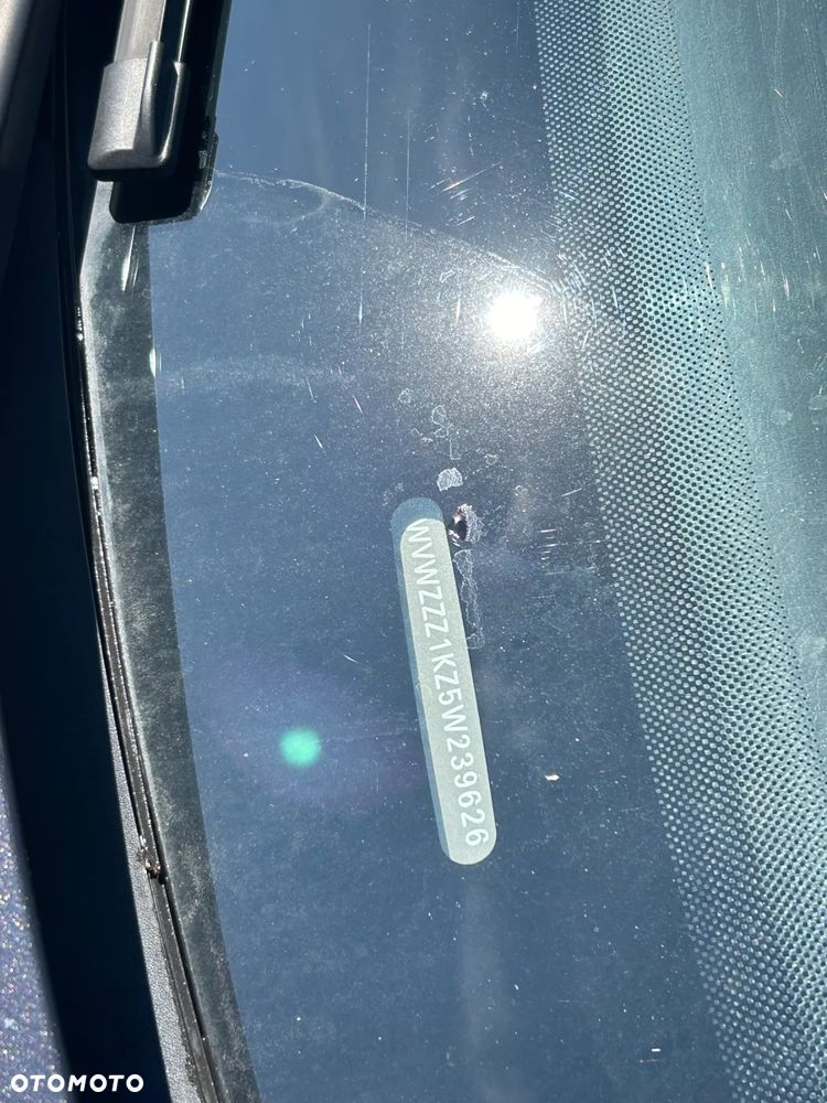 Volkswagen Golf - 16