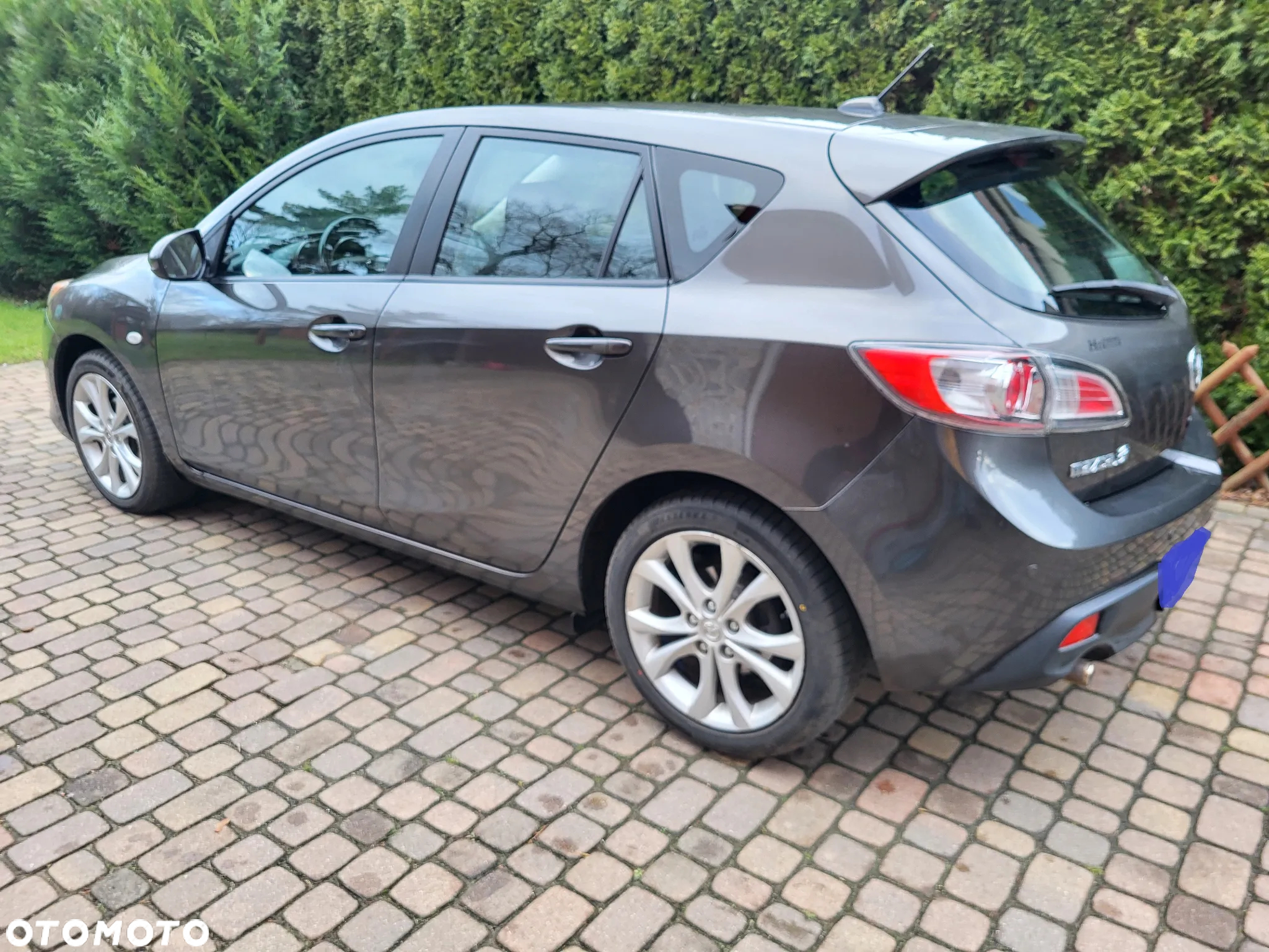 Mazda 3 1.6 Exclusive + - 4