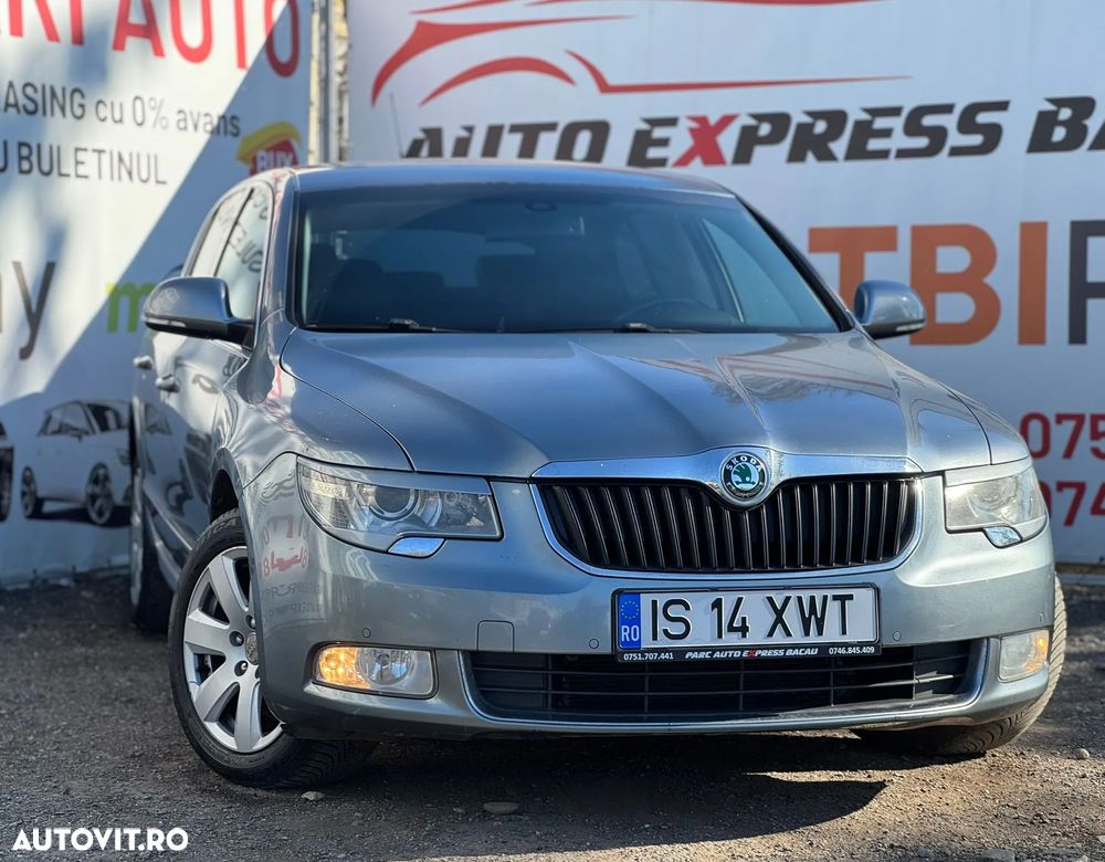 Skoda Superb 2.0 TDI Ambition DSG - 12