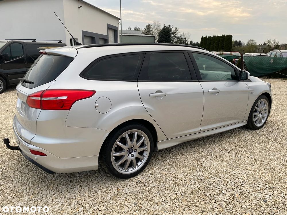 Ford Focus 1.5 EcoBlue Start-Stopp-System ST-LINE - 9