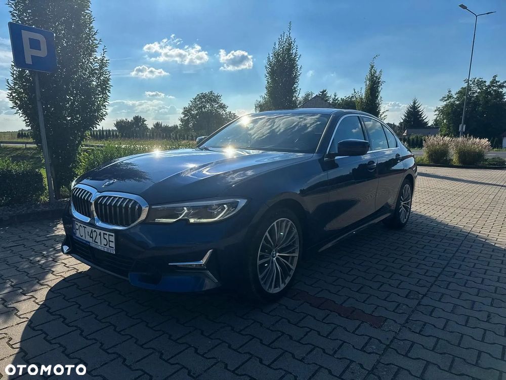 BMW Seria 3 318d Luxury Line - 3