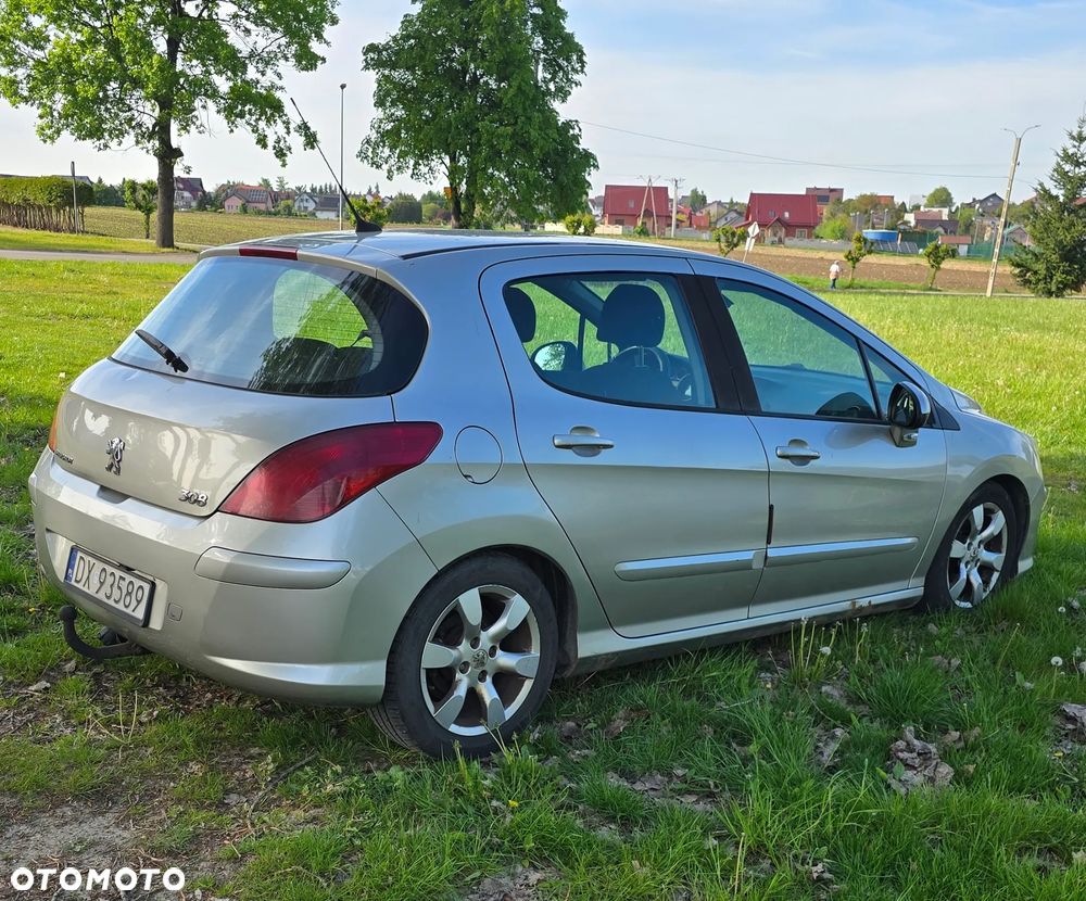 Peugeot 308 - 4