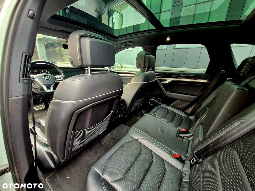 Volkswagen Touareg 3.0 V6 TDI SCR 4Mot R-Line - 6