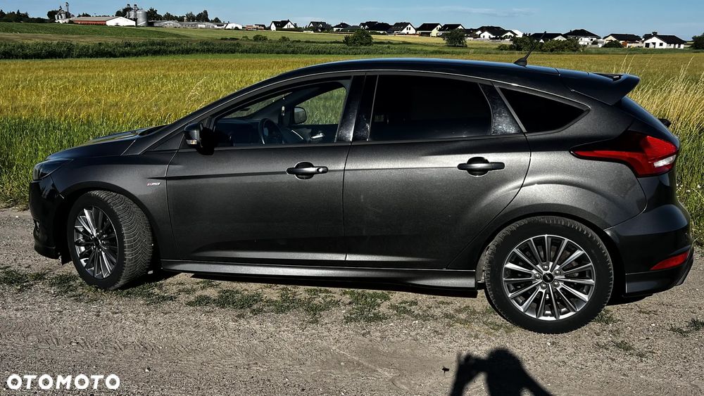 Ford Focus 1.5 EcoBoost STart-Stopp-System ST-LINE - 9