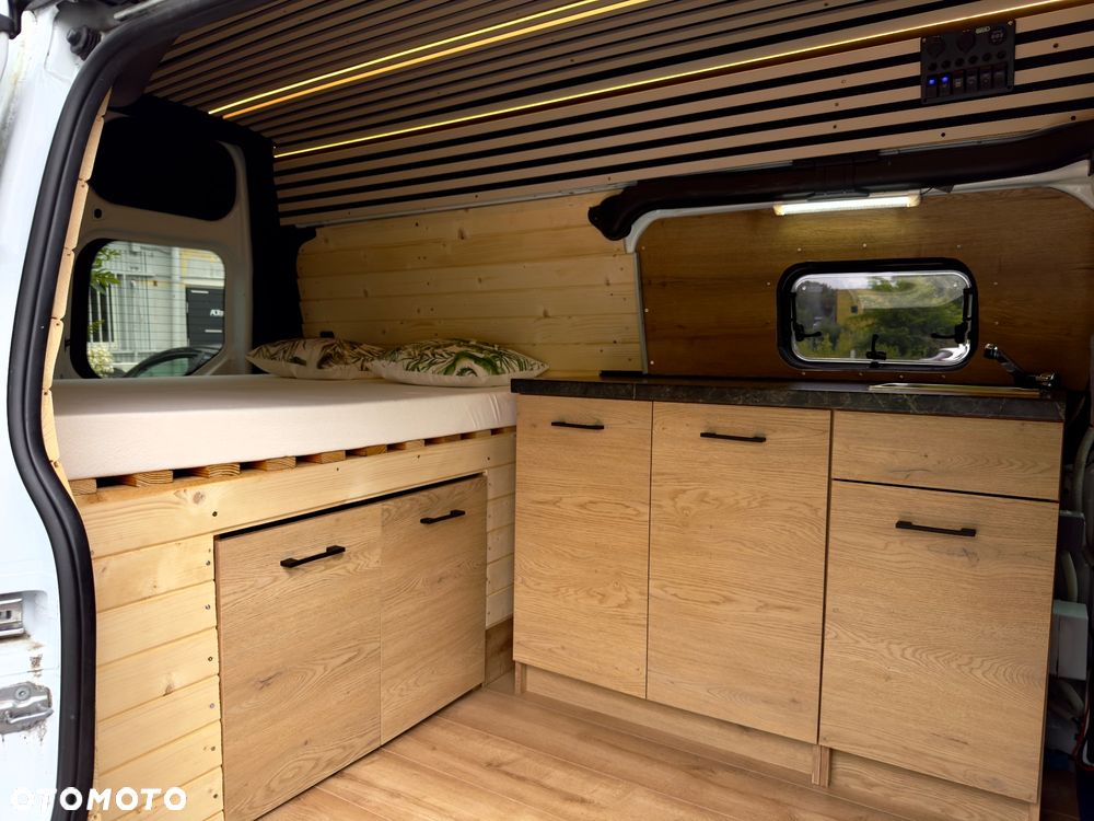 Ford Transit Custom - 8