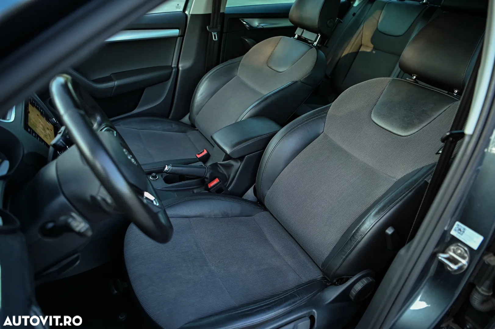 Skoda Octavia Combi Diesel 1.6 TDI DSG Style - 12