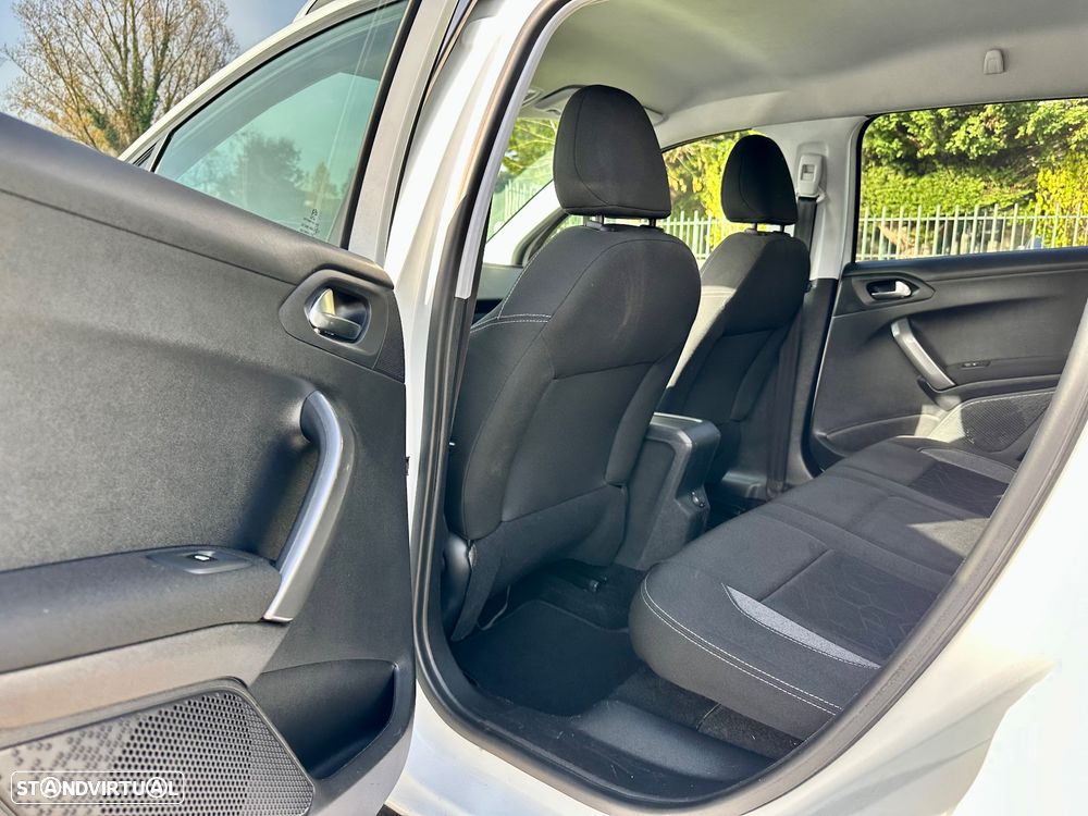 Peugeot 2008 1.6 BlueHDi Style - 22