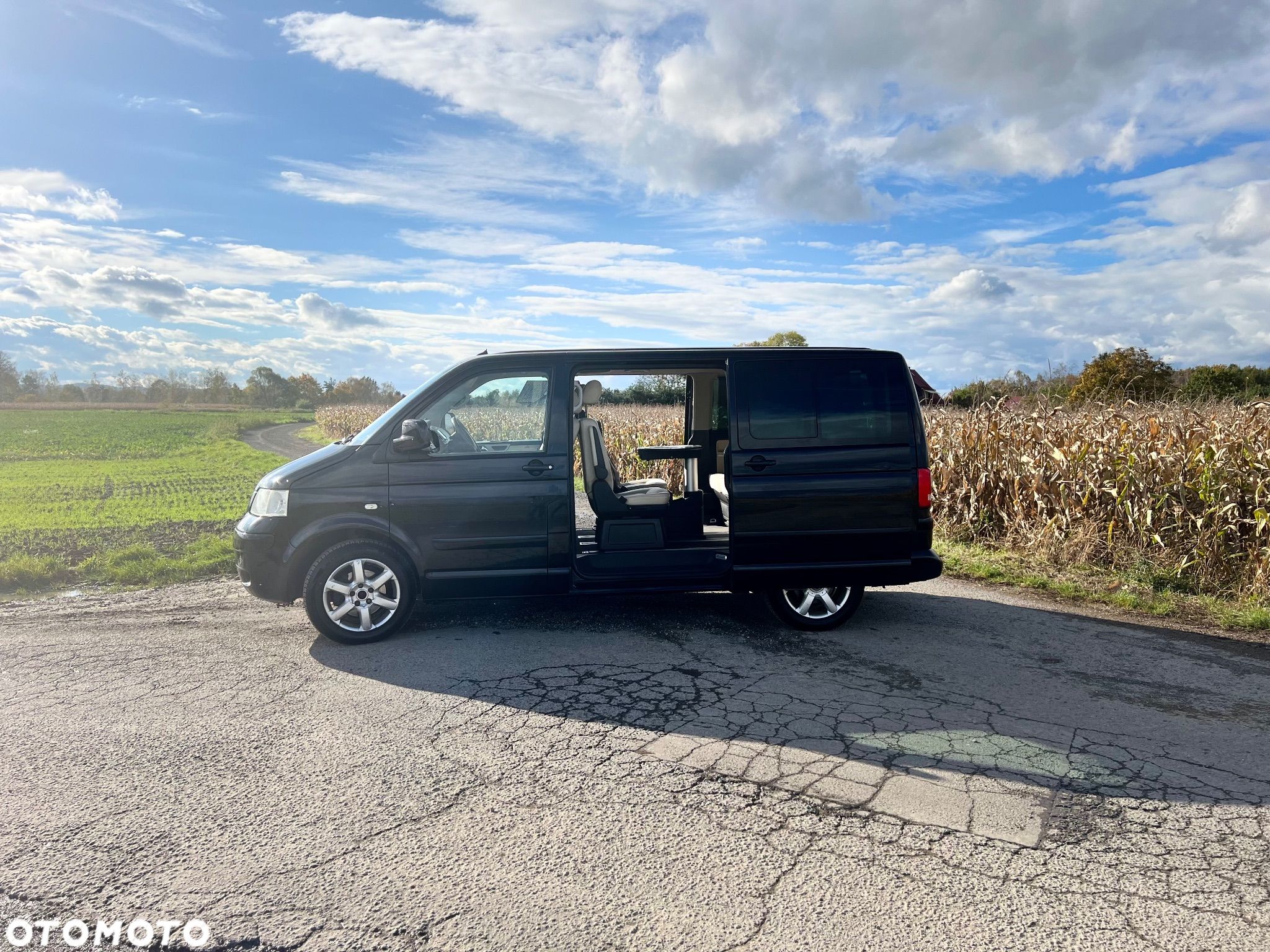 Volkswagen Multivan TDI L1 Highline - 1
