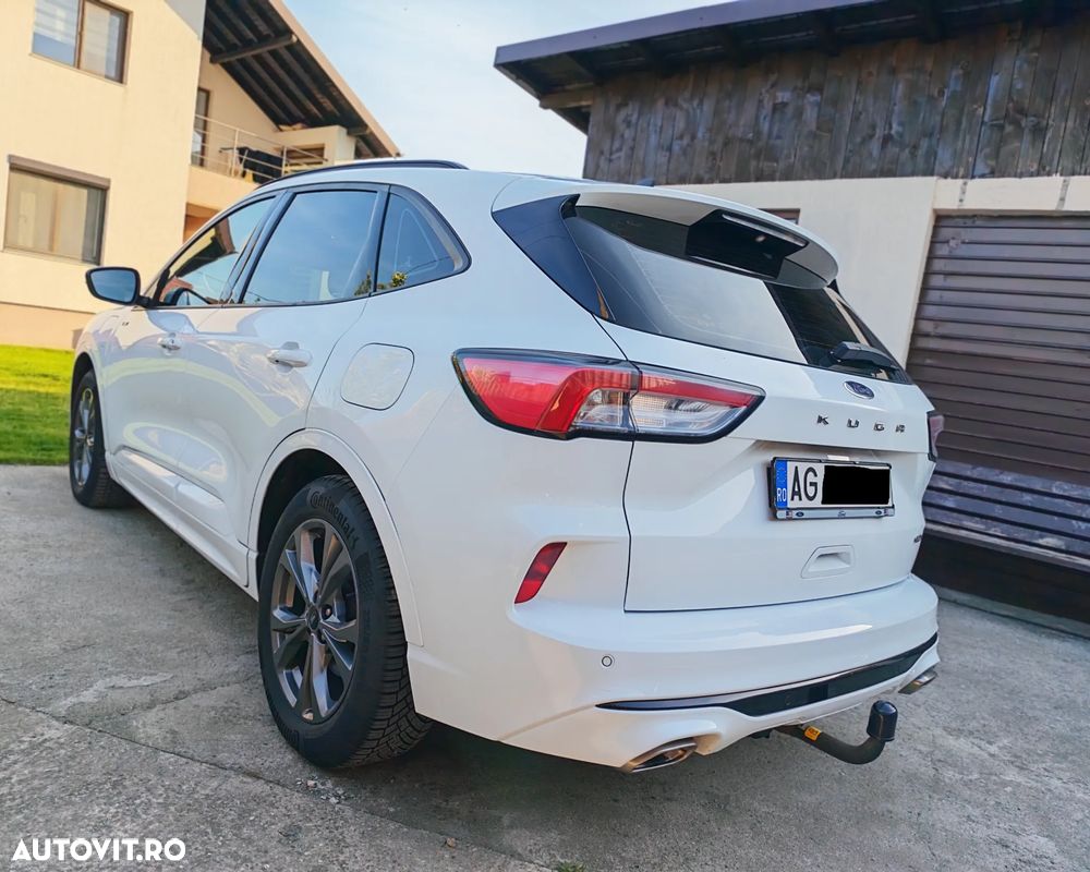 Ford Kuga 2.5 Duratec PHEV ST-LINE - 6