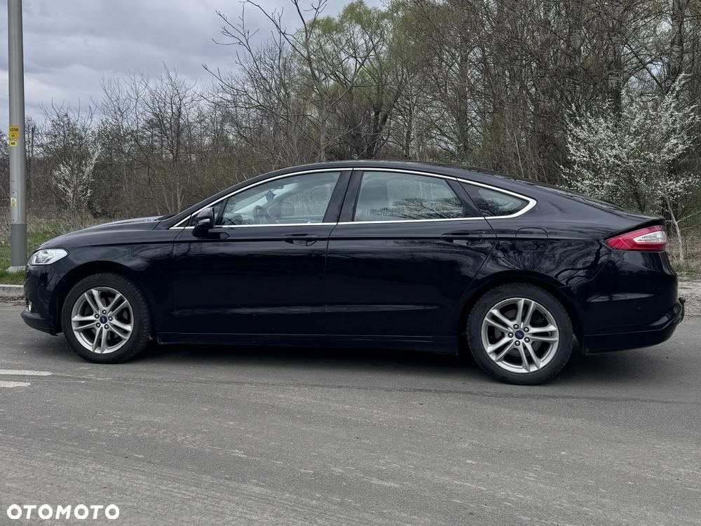 Ford Mondeo 2.0 TDCi STart-Stopp Vignale - 4