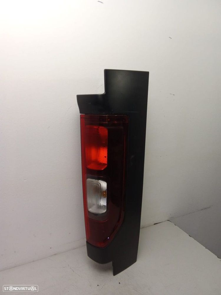 Farolim Esq Trás FIAT TALENTO (296_) REF. 93450959 265A63253R - 1