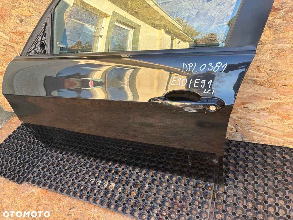 BMW 3 E90 E91 LCI  DRZWI PRZÓD PRZEDNIE LEWY LEWE - 12