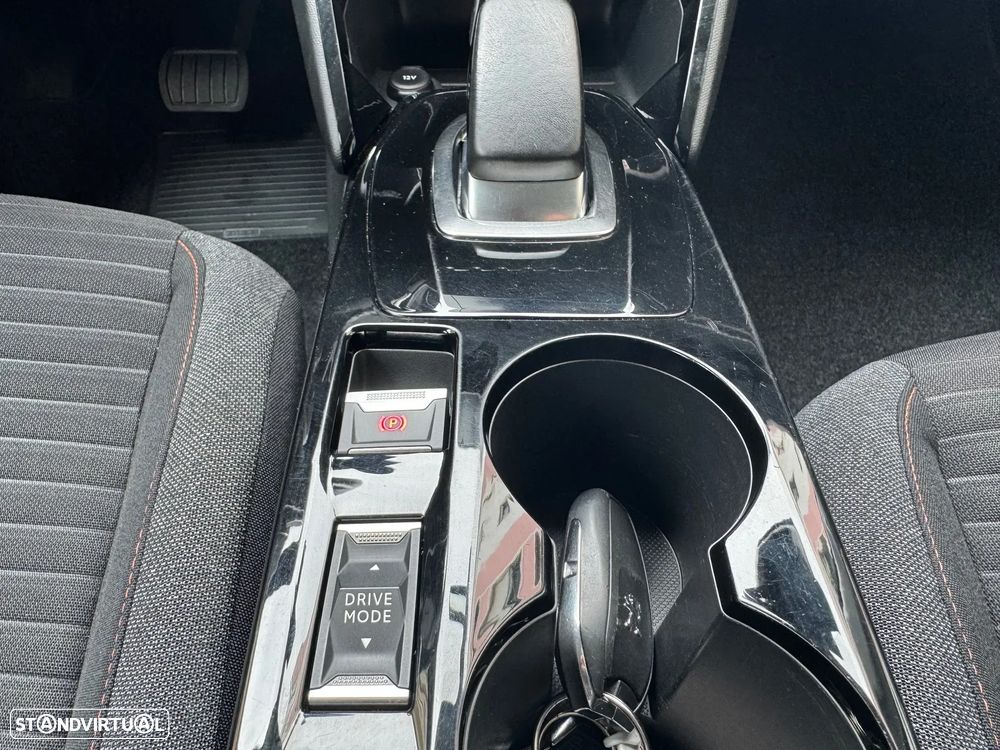 Peugeot e-208 Active Pack - 11