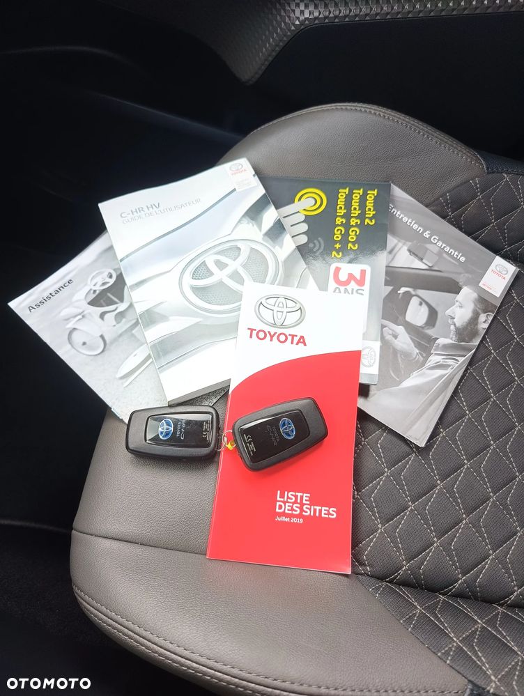 Toyota C-HR Business-Edition - 24