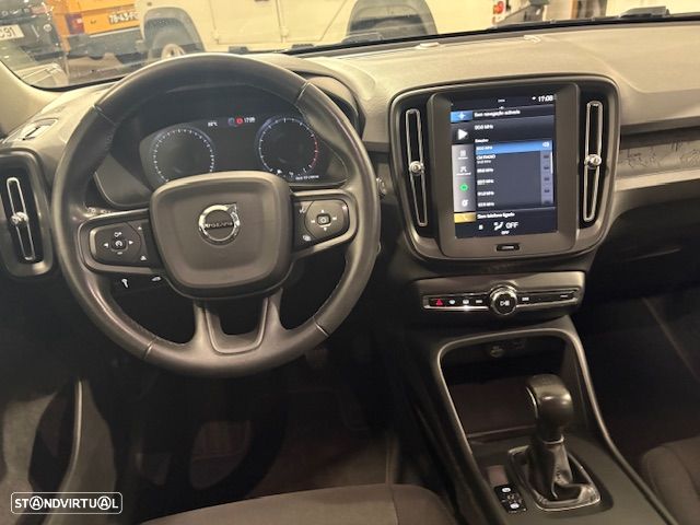 Volvo XC 40 1.5 T2 Plus Dark - 6