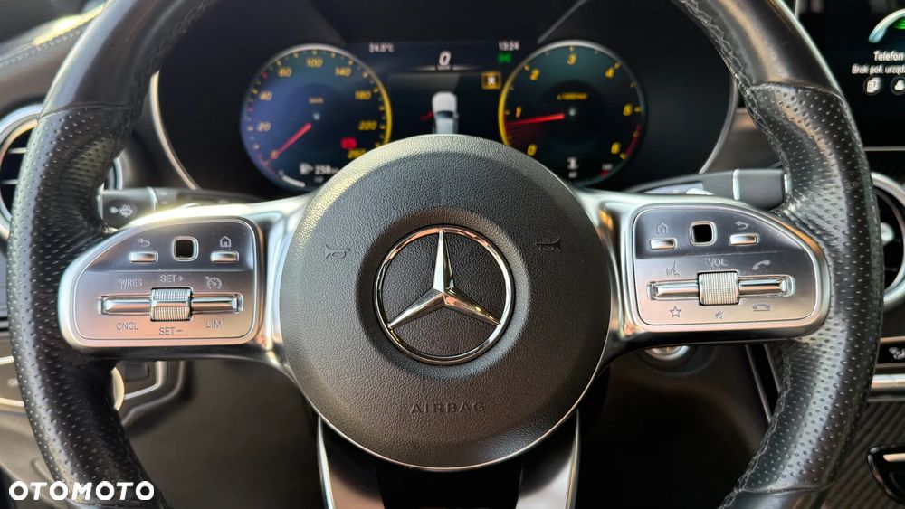 Mercedes-Benz GLC 300 d 4Matic 9G-TRONIC AMG Line - 21